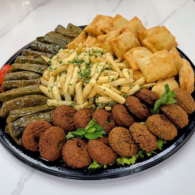 Vegetarian Tray (Serves 8-10).